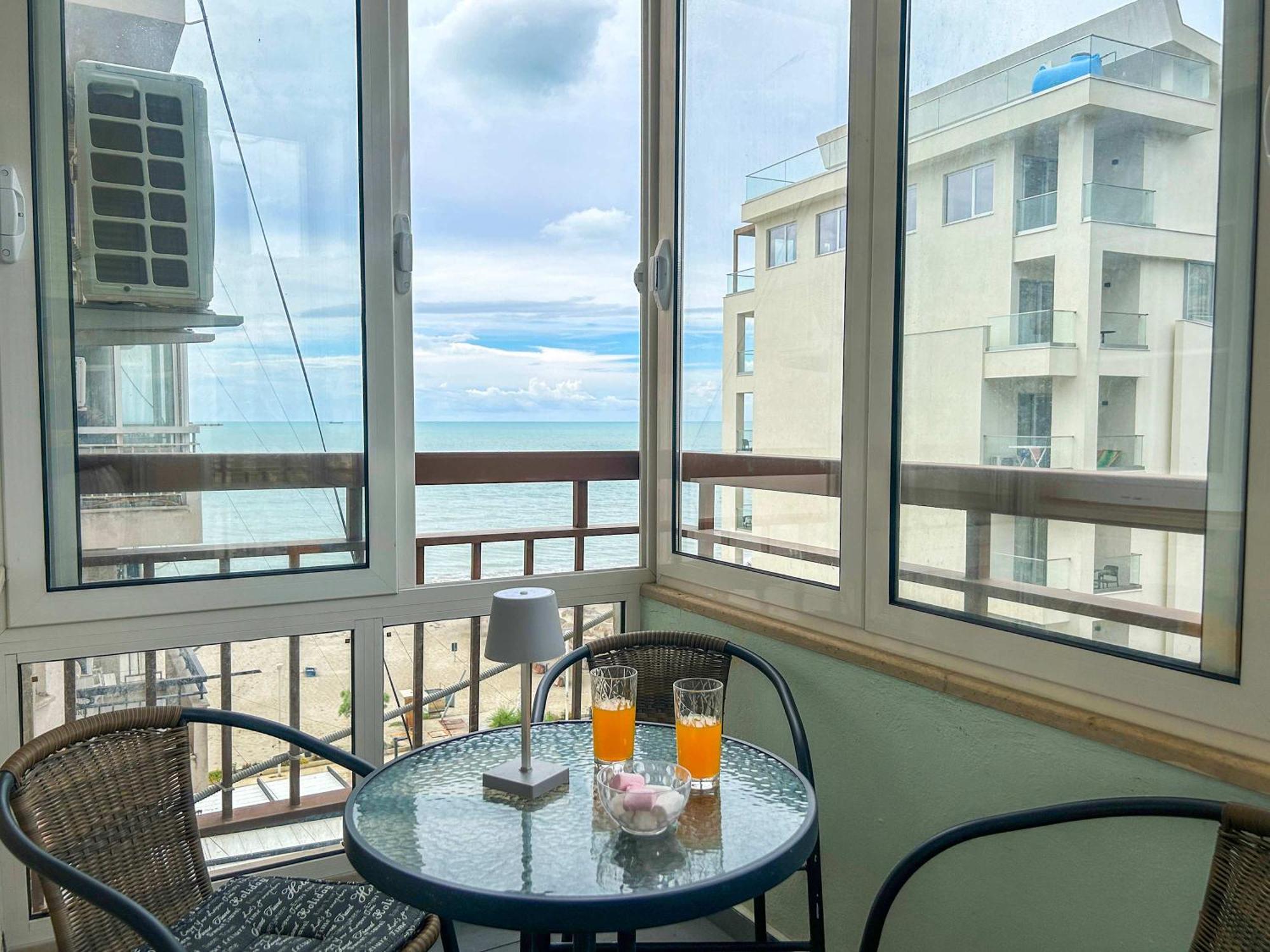 Blue Marine 511 Apartment *